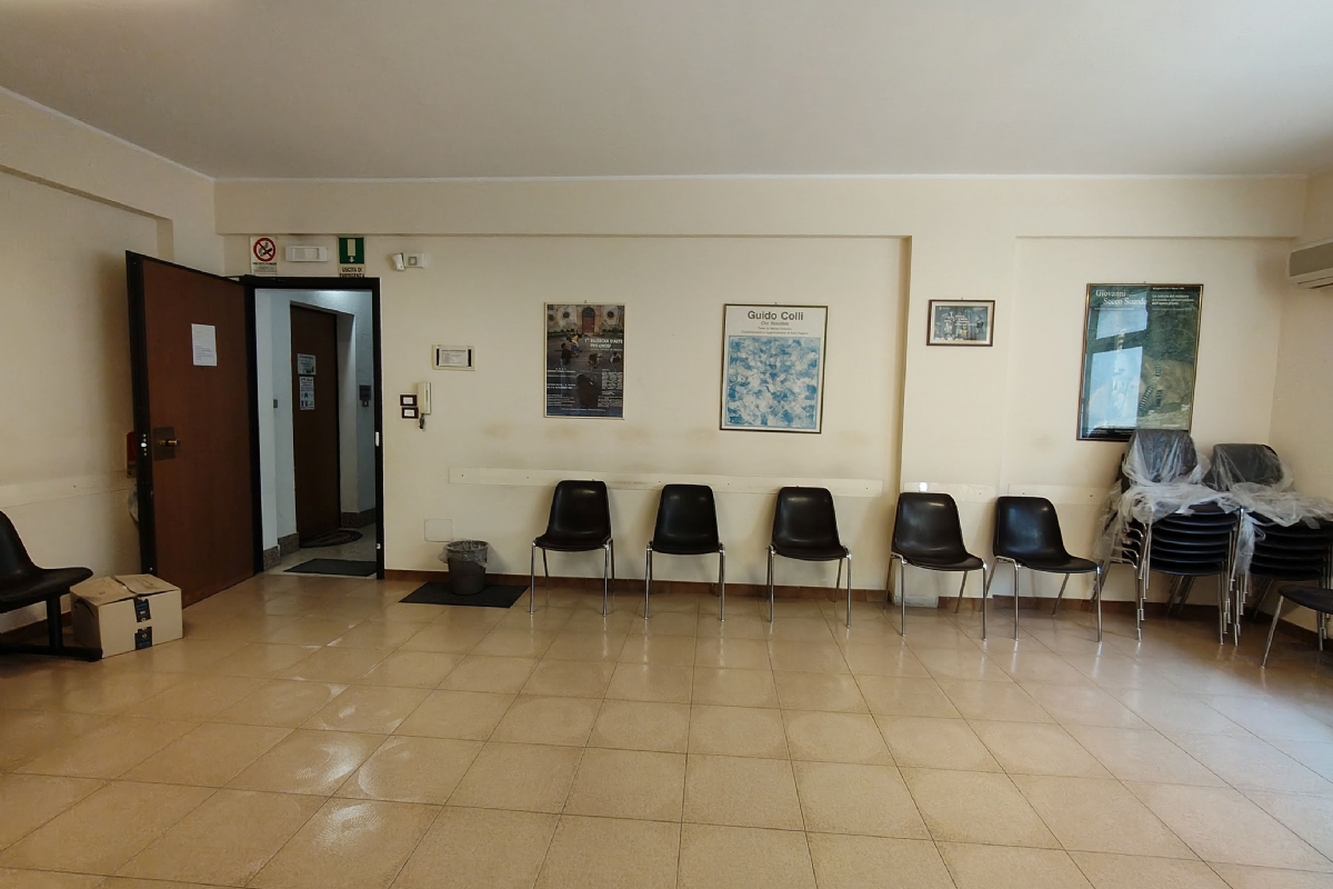 Bagheria (PA) in locazione ufficio funzionale e comodo nel cuore direzionale della città.
