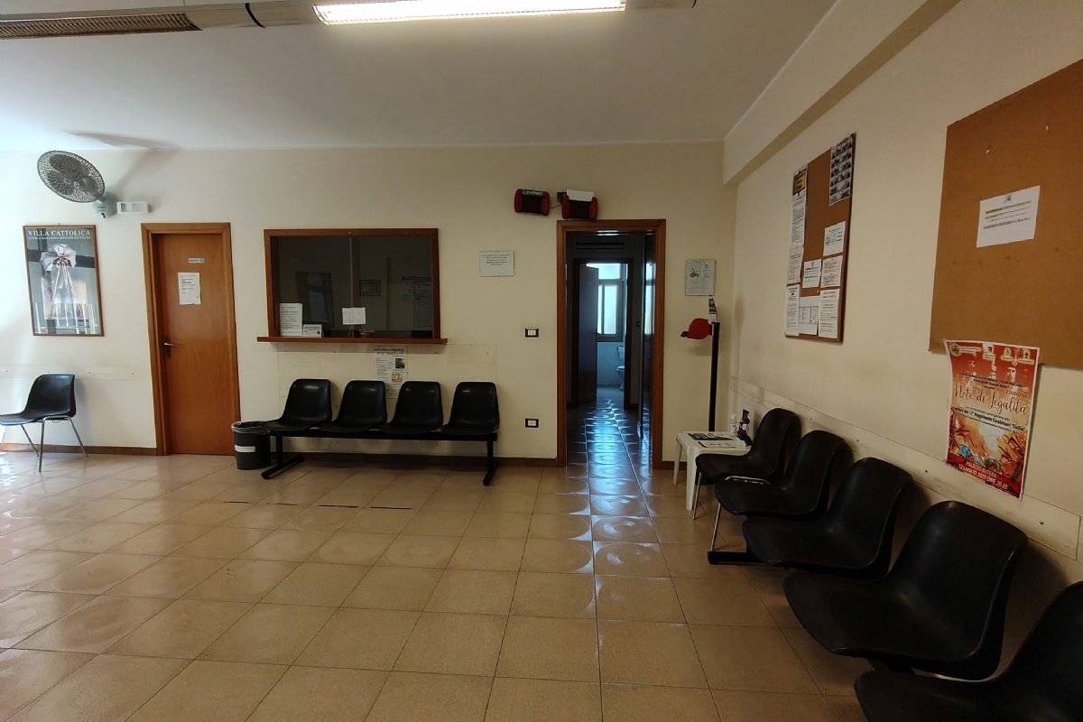 Bagheria (PA) in locazione ufficio funzionale e comodo nel cuore direzionale della città.