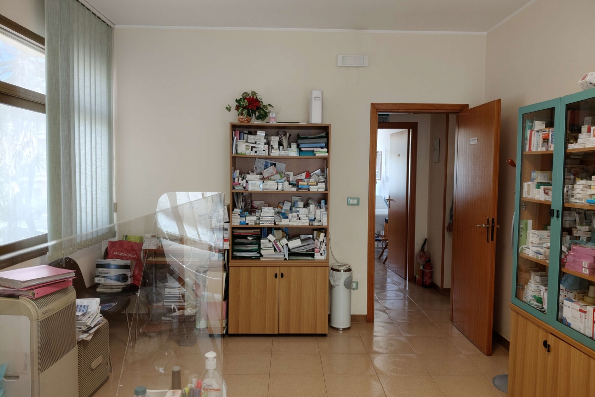 Bagheria (PA) in locazione ufficio funzionale e comodo nel cuore direzionale della città.
